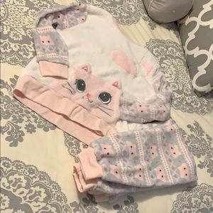 Girls fuzzy pajamas